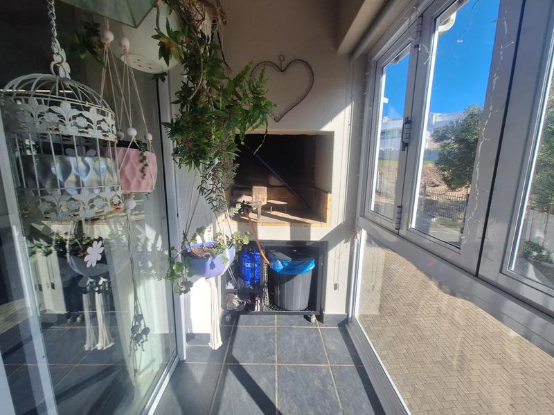 2 Bedroom Property for Sale in Island View Western Cape